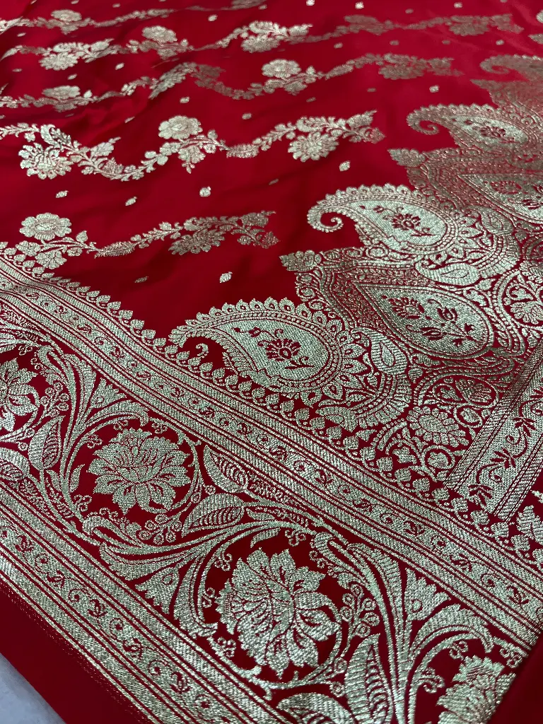 Banarasi Flower Ada Saree In Red Shade