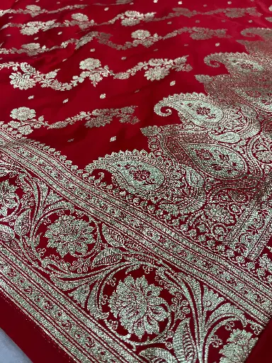 Banarasi Flower Ada Saree In Red Shade