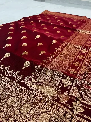 Banarasi Konia Buti Saree In Hot Mehroon Colour